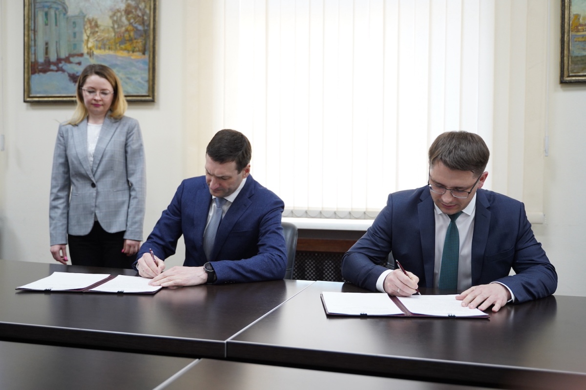 «Фармасинтез» и Правительство Иркутской области подписали дополнительное соглашение к Соглашению о социально-экономическом сотрудничестве